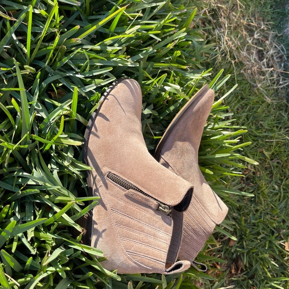 PAUL GREEN🍂🍁Natalie Taupe suede leather booties 7.5 - Picture 6 of 14